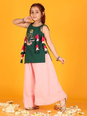 Jilmil girls embroidered green shreenathji cotton kurta with sharara (set of 2) 3