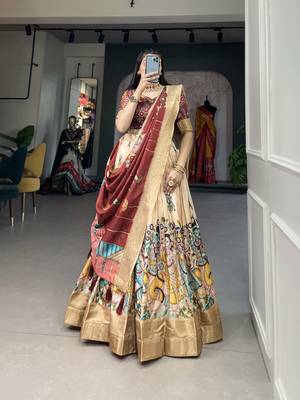 Women's Dola Silk With Kalamkari Print Lehenga Choli Set 6