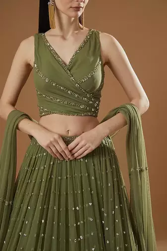 GLAMOROUS WOMEN'S OLIVE GREEN ZARI AND THREAD EMBROIDERED GEORGETTE SEMI STITCHEED LEHENGA