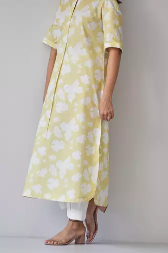 Muted lime and white cotton co-ord set