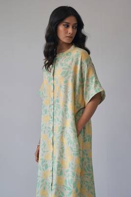 Almond milk and green cotton linen co-ord set 2
