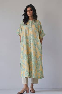 Almond milk and green cotton linen co-ord set 3