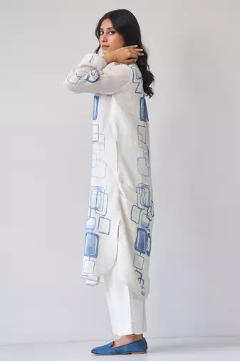 Marshmallow and blue linen co-ord set