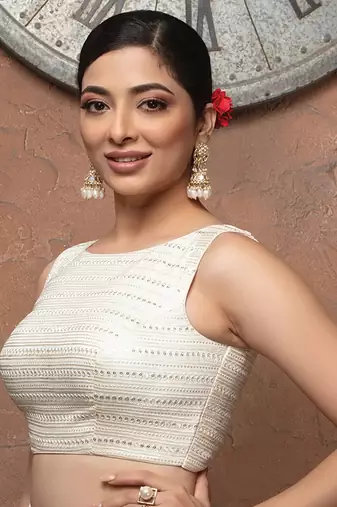 Neckbook White Embillished Thread Sleeveless Readymade Blouse