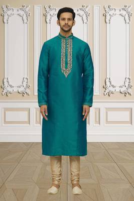 Men's green embroidered kurta pajama 1