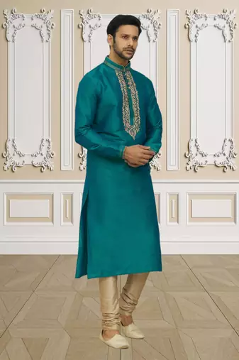 Men's green embroidered kurta pajama