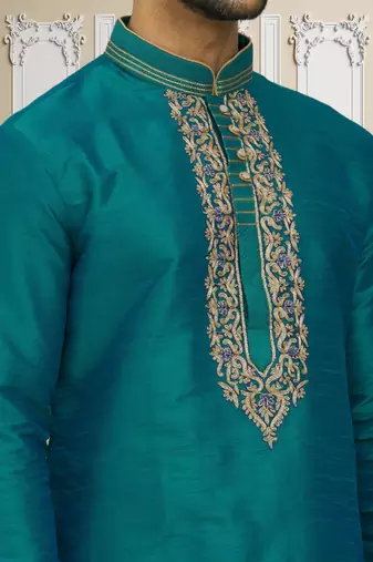 Men's green embroidered kurta pajama