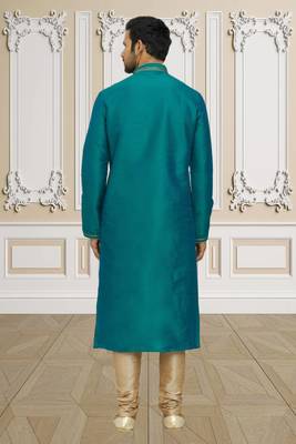 Men's green embroidered kurta pajama 5