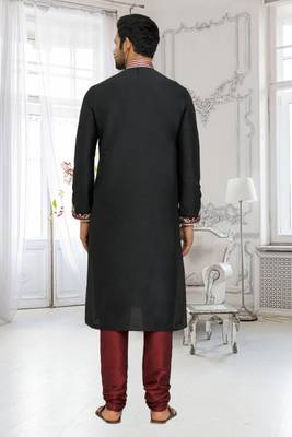 Men's black embroidered kurta pajama 5