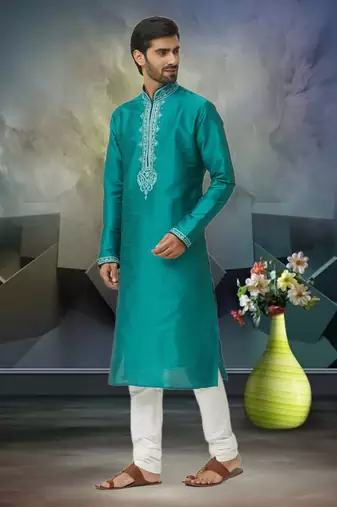 Men's green embroidered kurta pajama