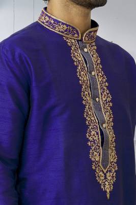 Men's blue embroidered kurta pajama 4