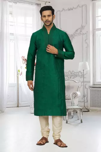 Men's green embroidered kurta pajama