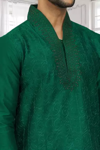 Men's green embroidered kurta pajama