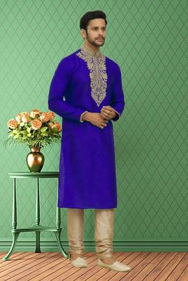 Men's blue embroidered kurta pajama 3