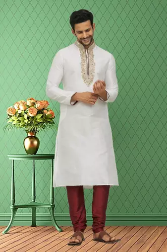 Men's white embroidered kurta pajama