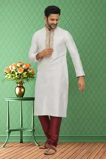 Men's white embroidered kurta pajama