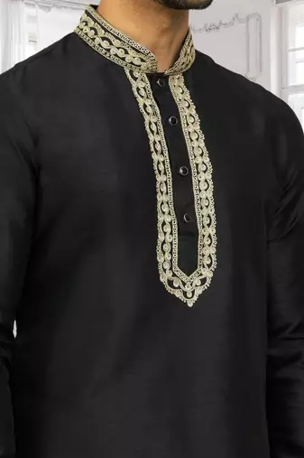 Men's black embroidered kurta pajama