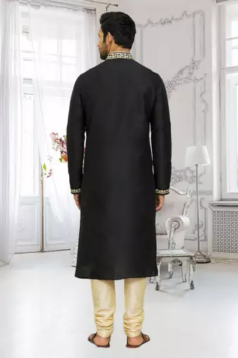 Men's black embroidered kurta pajama