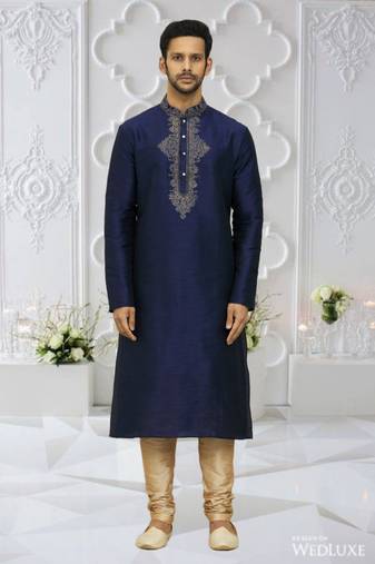 Men's blue embroidered kurta pajama