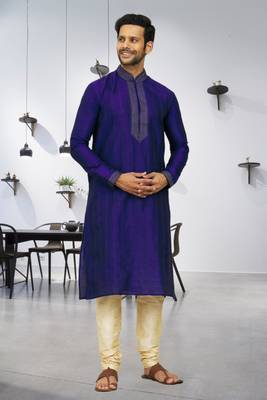 Men's blue embroidered kurta pajama 2