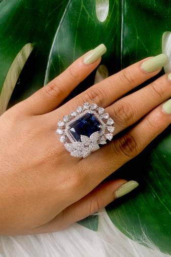 stylish latest fashionable square shape design adjustable finger ring for women and girls 