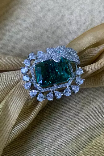 stylish latest fashionable square shape design adjustable finger ring for women and girls 