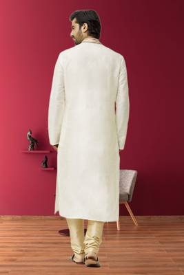 Men's off white embroidered kurta pajama 5