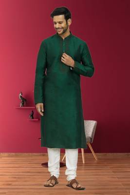 Men's dark green embroidered kurta pajama 3