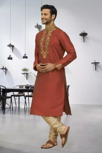 Men's rusty brown embroidered kurta pajama
