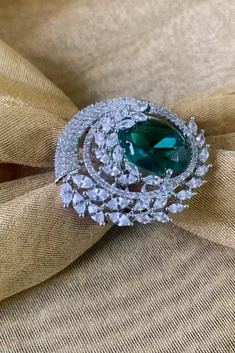 stylish latest fashion blue stone dazzling cubic zirconia embellihsed brass adjustable finger ring