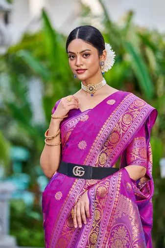 Purple Kallavi banarasi style silk bland zari Pallu & Border saree with Blouse