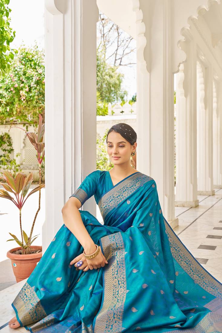 Firozi Kalandi Silk bland golden border banarasi style saree with Blouse