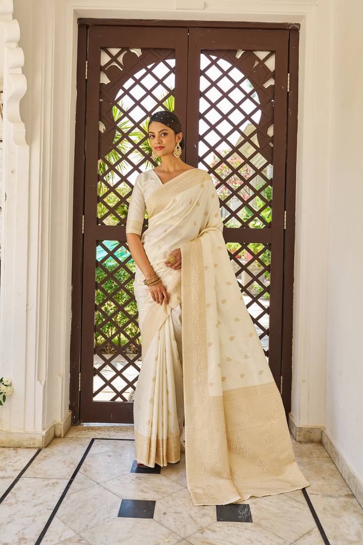White Banarasi Silk Blend Zari Work Saree With Blouse For Women