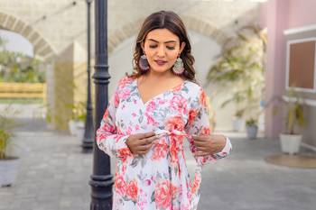 White floral print georgette angharkha gown 4