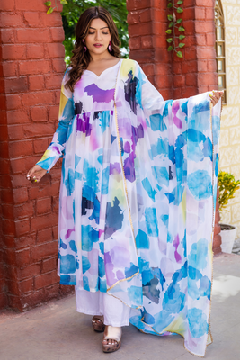 Pretty white georgette kurta set with dupatta 1
