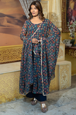 Georgette printed kurta set with pant & dupatta 3
