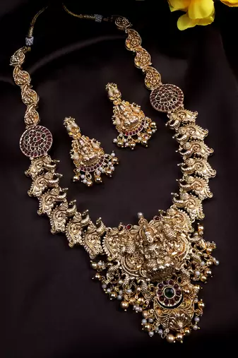 Gold plated kempu stone devi necklace set