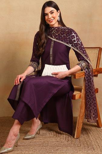 women purple silk blend embroidered straight kurta pant with dupatta