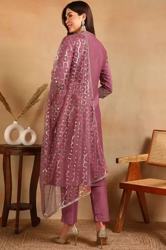 women pink silk blend embroidered straight kurta pant with dupatta