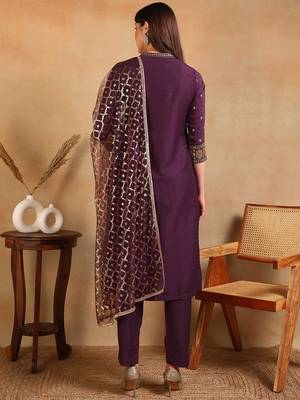 women purple silk blend embroidered straight kurta pant with dupatta 4