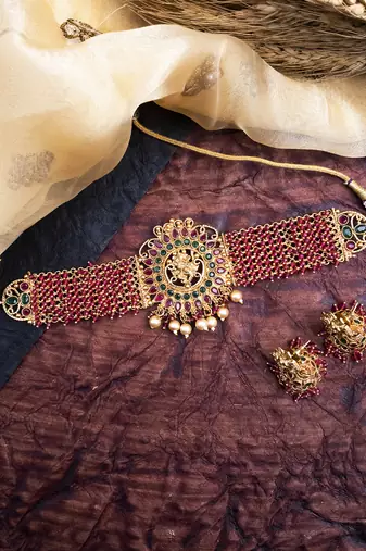 Gracious gold plated ganapati red hydra beads necklace set