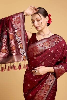 Maroon Classical Looks Woven silk blend Partywear Saree 3