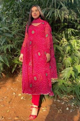 Beautiful pink colour girlish kurti with dupatta for trendy festive looks 1
