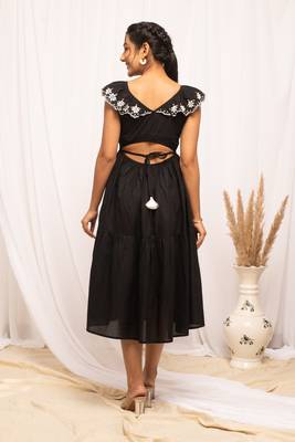 Black colour beautiful girlish style partywear ethnic kurti with back pattern 2