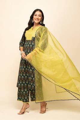 Black colour beautiful girlish style partywear ethnic dress 5