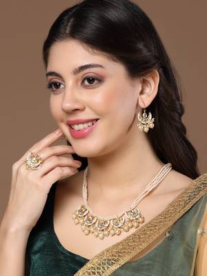 Cream & gold drop earring with kundan &  pearls 1