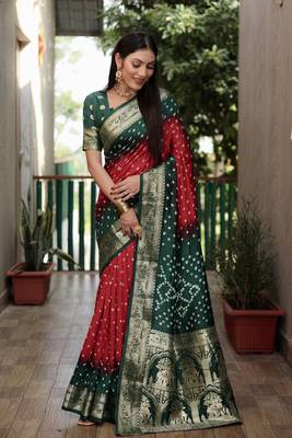 Maroon And Green Woven Design Bandhej silk blend Saree With Blouse 2