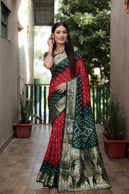 Maroon And Green Woven Design Bandhej silk blend Saree With Blouse 3