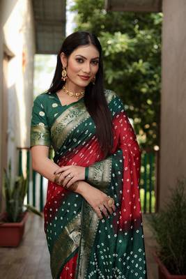 Maroon And Green Woven Design Bandhej silk blend Saree With Blouse 4