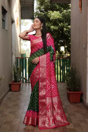 Green And Pink Woven Design Bandhej silk blend Saree With Blouse